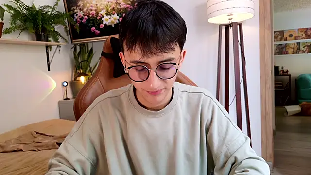 Sr evann online show from March 15, 4:47 pm