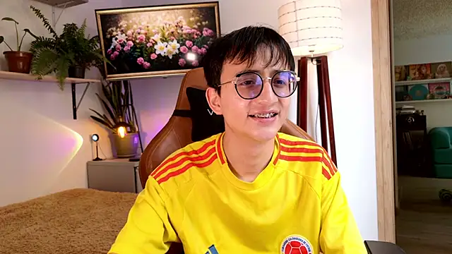 Sr evann online show from April 17, 1:47 pm