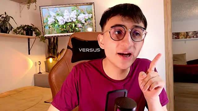 Snapshot of Sr_evann chatting on February 24, 2:18 pm Sr evann online show from February 24, 2:18 pm