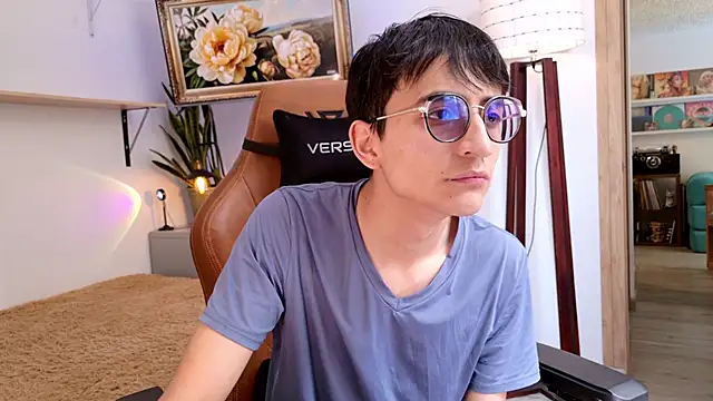 Sr evann online show from April 20, 3:57 pm