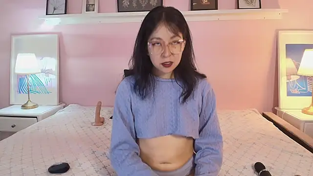 Abigailladyy online show from April 11, 11:36 am