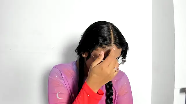 TatyGomez  online show from July 21, 6:37 am