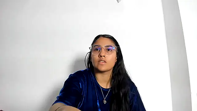 TatyGomez  online show from July 1, 4:02 am