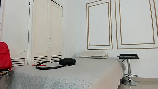 emily gaviria1 online show from March 22, 12:07 pm