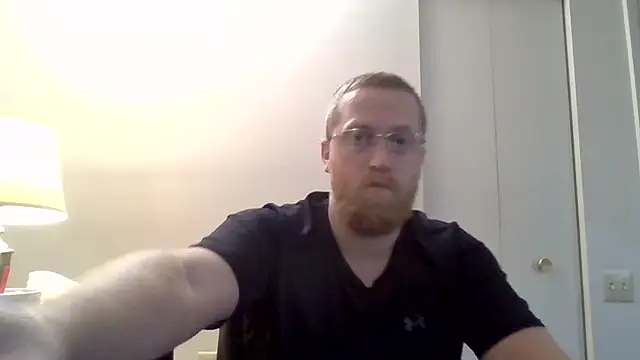 Snapshot of tytheexhibionist chatting on May 3, 6:22 pm tytheexhibionist online show from May 3, 6:22 pm