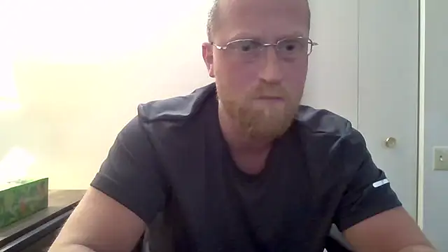 Snapshot of tytheexhibionist chatting on May 17, 12:10 am tytheexhibionist online show from May 17, 12:10 am