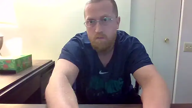 tytheexhibionist online show from April 21, 1:07 pm