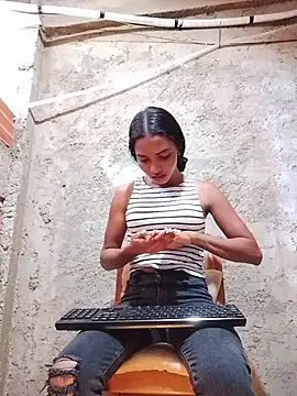valentina gomez1 online show from April 19, 2:29 pm