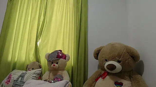 Snapshot of saraa_ramirez chatting on April 21, 5:08 pm saraa ramirez online show from April 21, 5:08 pm