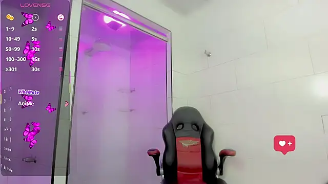 madison mujica  online show from April 15, 11:16 am