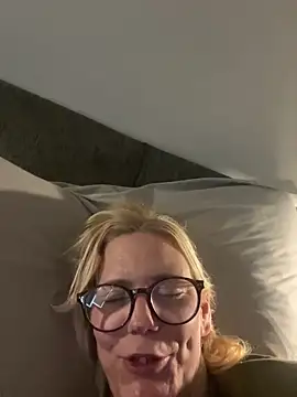 Amelie BlondeXX online show from March 1, 11:54 am