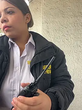 Snapshot of AdaPink_ chatting on February 25, 5:24 pm AdaPink online show from February 25, 5:24 pm