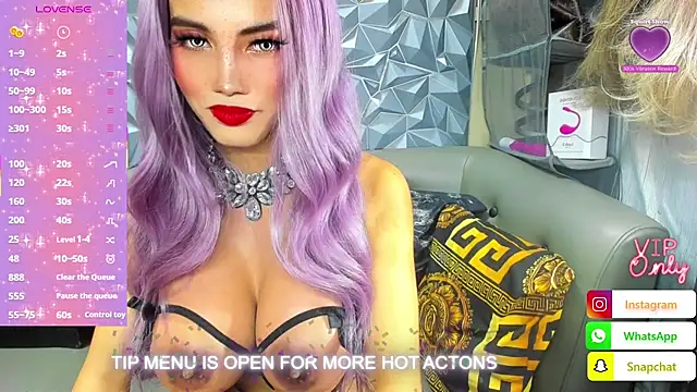 Snapshot of 10inDominant_Ayesha chatting on June 4, 2:33 pm 10inDominant Ayesha online show from June 4, 2:33 pm