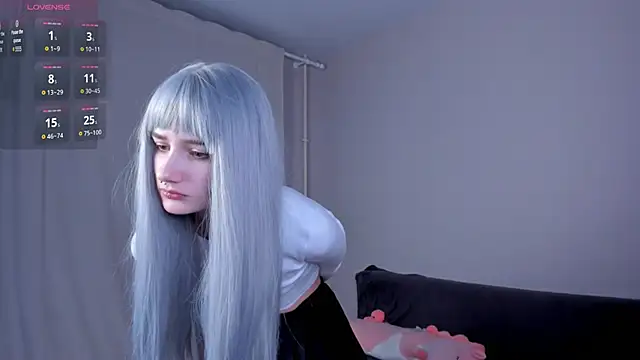 kira montelle online show from March 28, 7:59 pm