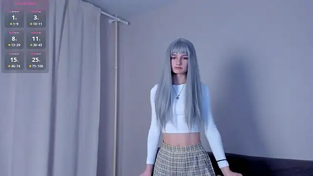 kira montelle online show from April 8, 7:15 pm