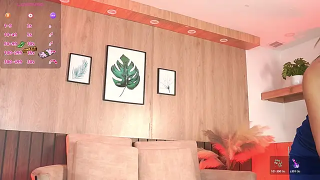 SilviaStoneX online show from March 21, 11:36 am