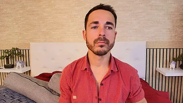 Adams Sanz online show from March 23, 7:14 pm