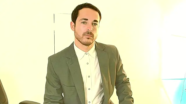 Adams Sanz online show from June 16, 7:25 pm