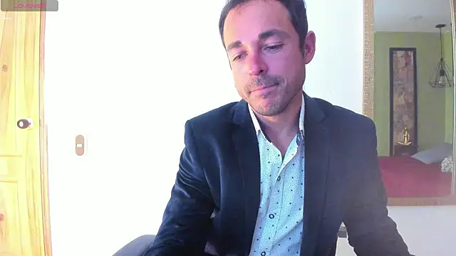 Adams Sanz online show from May 1, 7:30 pm