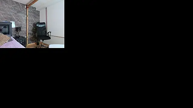 Adams Sanz online show from April 12, 8:01 pm