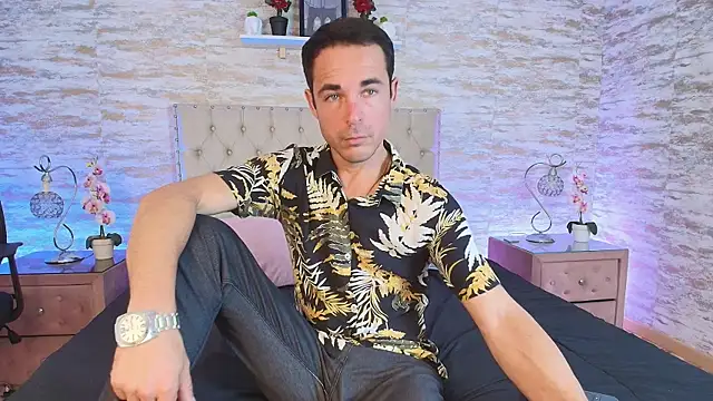 Adams Sanz online show from April 15, 7:51 pm