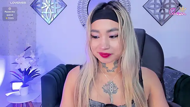 mystic nova  online show from March 31, 11:23 am