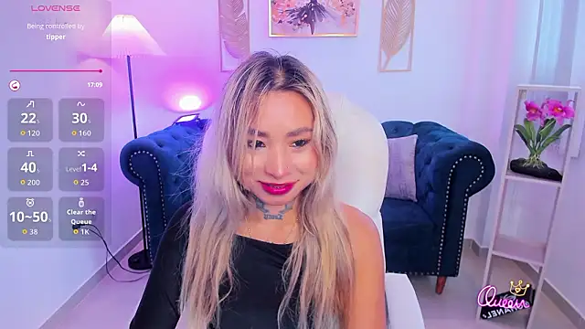 mystic nova  online show from March 22, 11:45 am