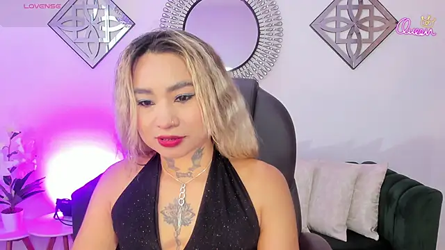 mystic nova  online show from April 3, 11:27 am