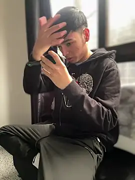 The Conquer online show from April 7, 7:04 pm