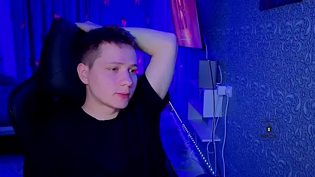 Snapshot of Karl_Night_ chatting on February 26, 4:29 pm Karl Night online show from February 26, 4:29 pm