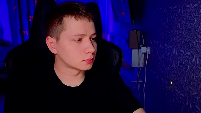 Snapshot of Karl_Night_ chatting on February 27, 6:08 pm Karl Night online show from February 27, 6:08 pm