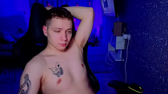 Karl Night  online show from March 10, 5:17 pm