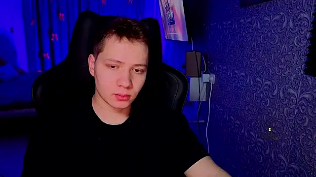 Snapshot of Karl_Night_ chatting on March 1, 4:29 pm Karl Night online show from March 1, 4:29 pm