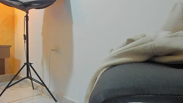 Miia03 online show from March 28, 11:33 am