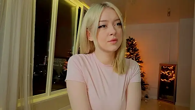 ChristinBland online show from February 26, 7:25 pm