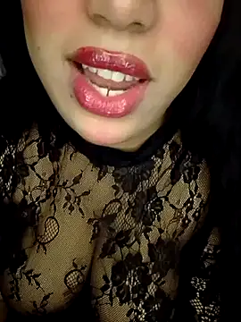 madleen Mm online show from April 16, 6:41 pm