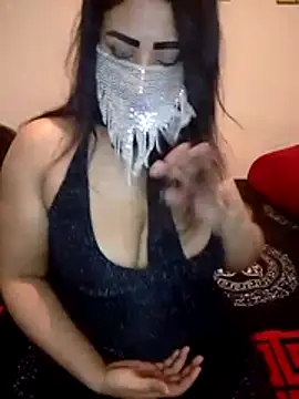 Snapshot of madleen_Mm chatting on February 28, 9:47 pm madleen Mm online show from February 28, 9:47 pm