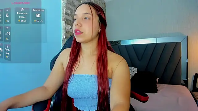 LUCIA KHAN online show from May 21, 7:22 pm