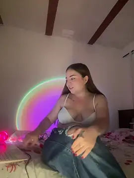 Snapshot of Vall_Ivanov chatting on March 11, 3:22 am Vall Ivanov online show from March 11, 3:22 am