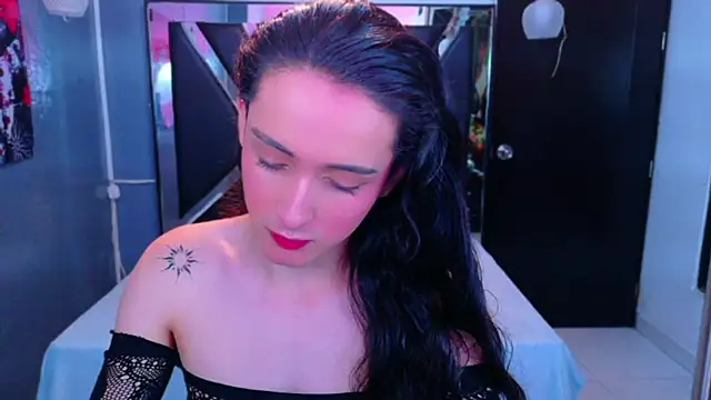 Ivony Giselle online show from March 31, 1:13 pm