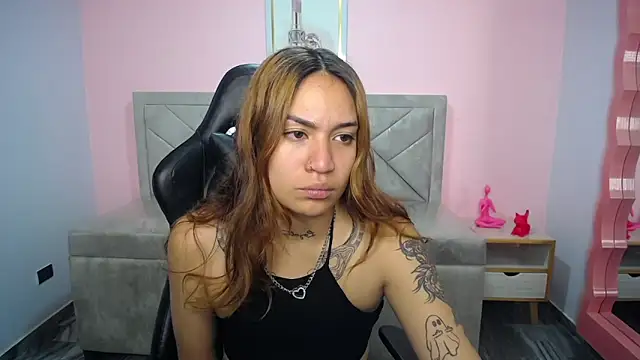 Andrea ch01 online show from March 22, 12:50 pm