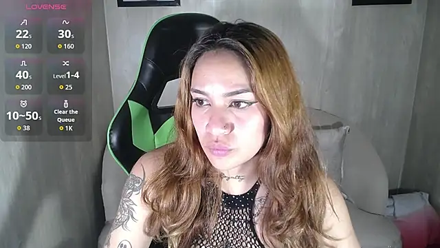 Andrea ch01 online show from March 31, 3:47 pm