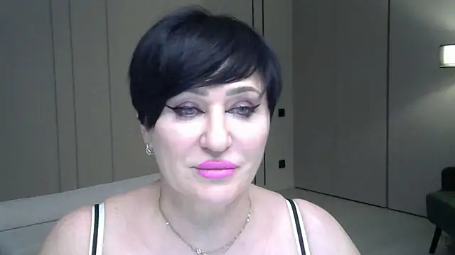 Kleotempt online show from April 15, 8:20 pm