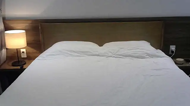 Snapshot of Kleotempt chatting on June 4, 3:38 pm Kleotempt online show from June 4, 3:38 pm