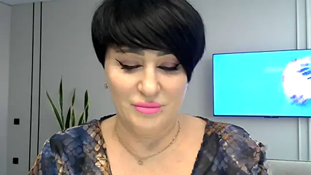 Kleotempt online show from March 21, 2:43 pm