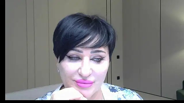 Kleotempt online show from April 26, 6:49 pm