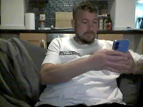 Snapshot of 19Ricky88 chatting on March 4, 5:48 am 19Ricky88 online show from March 4, 5:48 am