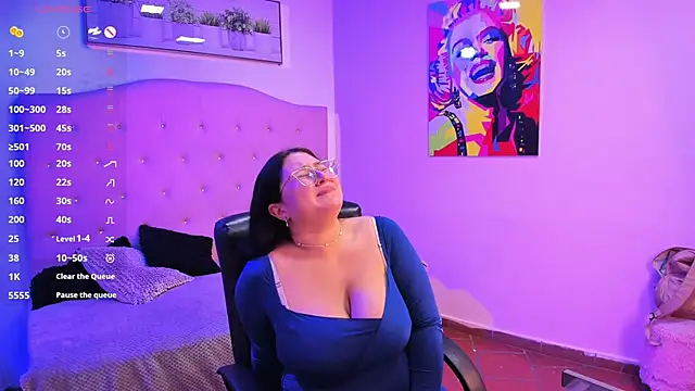 sienna cavalli online show from March 16, 12:31 pm