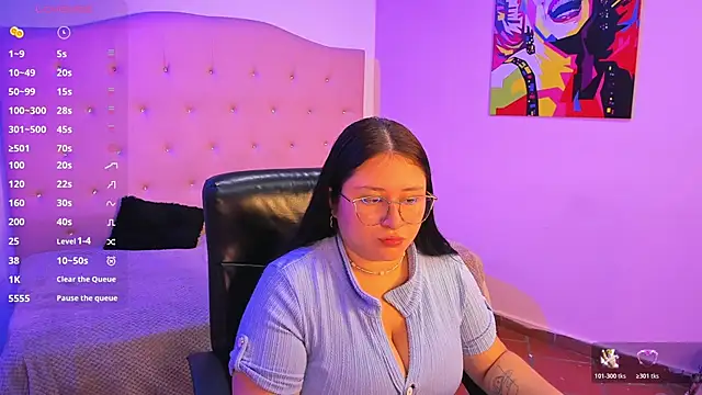 sienna cavalli online show from March 4, 12:35 pm