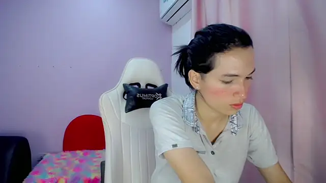 Larry craft online show from March 3, 8:05 pm